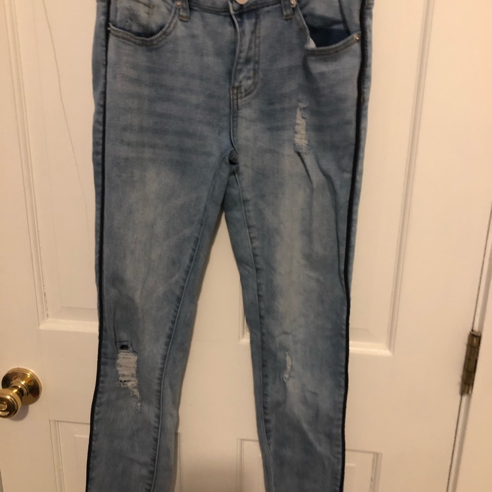 Women’s jeans with Navy pine stripe on sides!